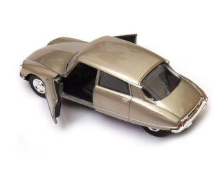 Металeн автомобил Citroen DS 23 1973 Welly 1:34 
