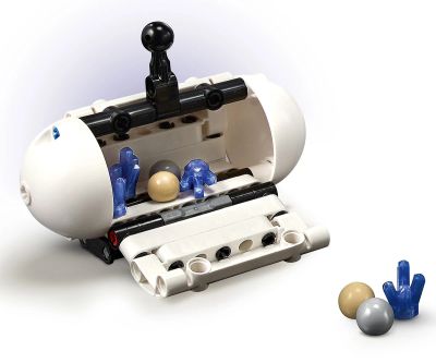 Конструктор LEGO Technic 42211 Космическо превозно средство Лунен всъдеход Lunar Outpost