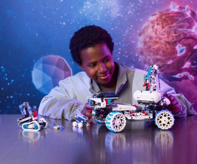 Конструктор LEGO Technic 42211 Космическо превозно средство Лунен всъдеход Lunar Outpost