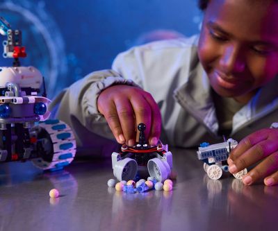 Конструктор LEGO Technic 42211 Космическо превозно средство Лунен всъдеход Lunar Outpost