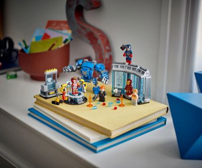 Конструктор LEGO Marvel 76315 Лабораторията на Железния човек Зала с брони