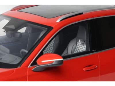 Колекционерска кола Volkswagen Tiguan eTSI R-Line OTTOMobile 1:18 - OT489