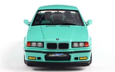 Метален автомобил BMW M3 Coupe SOLIDO 1:18 - 1803916