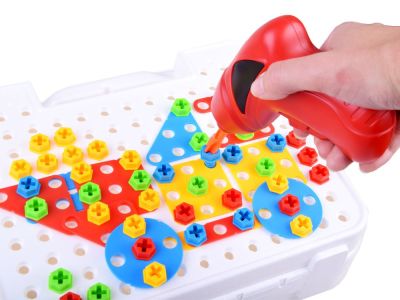 Детски конструктивен комплект с винтоверт 200-61