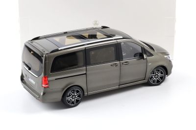 Метален ван Mercedes-Benz V-Class AMG-Line 2018 Norev 1:18 - 183873