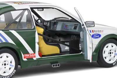 Метален автомобил Ford Sierra Cosworth SOLIDO 1:18 - 1806102