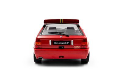 Метален автомобил Lancia Delta HF Integrale SOLIDO 1:18 - 1807807