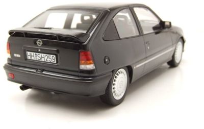 Метален автомобил Opel Kadett GSi Norev 1:18 - 183617