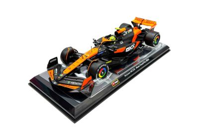 Метална кола Formula 1 McLaren MCL38 F1 Team #4 Lando Norris Bburago 1:24