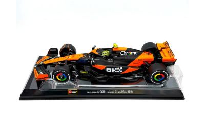 Метална кола Formula 1 McLaren MCL38 F1 Team #4 Lando Norris Bburago 1:24