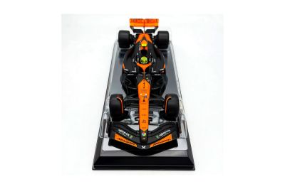 Метална кола Formula 1 McLaren MCL38 F1 Team #4 Lando Norris Bburago 1:24