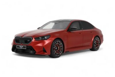 Умален модел BMW M5 GT SPIRIT GT966 - 1:18
