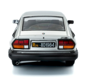 Метален автомобил Alfa Romeo Alfetta SOLIDO 1:18 - 1802307