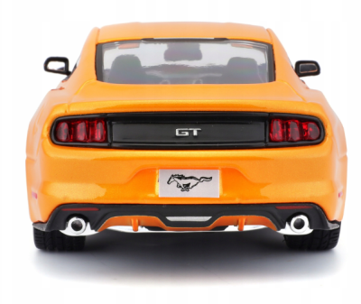 Метална кола Ford Mustang GT 2015 MAISTO 1:24 31508