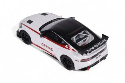 Колекционерска кола Nissan Z GT4 OTTOMobile 1:18 - OT1124