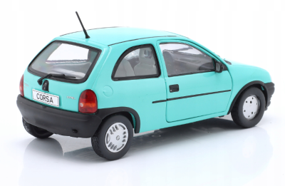 Метална кола Opel Corsa B 1993 WHITE BOX 124226