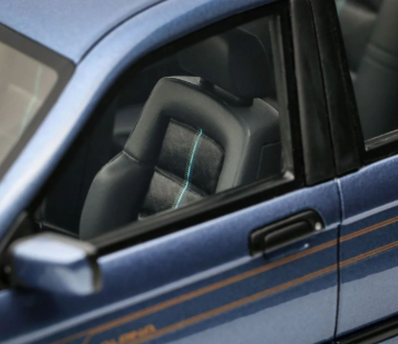 Колекционерска кола BMW Alpina B6 2.8 OTTOMobile 1:18 - OT1180