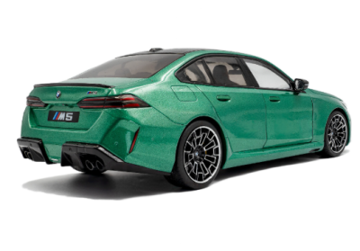 Метален автомобил BMW G90 M5 SOLIDO 1:18 - 1814701