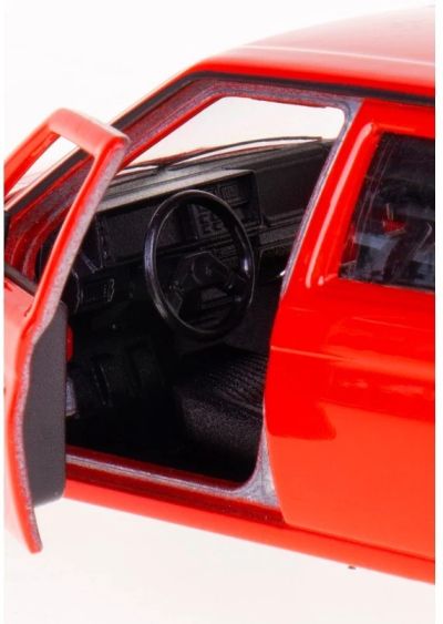 Металeн автомобил Skoda Favorit Welly 1:34 