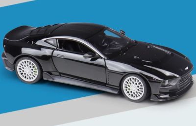Метална кола Aston Martin Valour Welly 1:24 