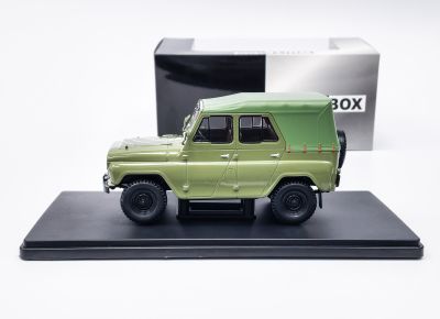 Метален джип UAZ 469 WHITE BOX 124263