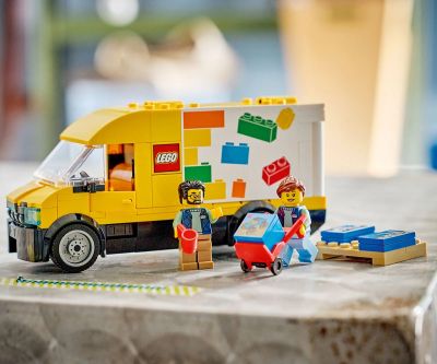 Конструктор LEGO City 60500 Бусът на LEGO