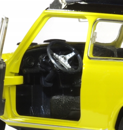 Метална кола Mini Cooper 1300 Welly 1:24 