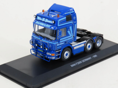 Метален камион влекач MAN F2000 1:43 Hachette G1470013