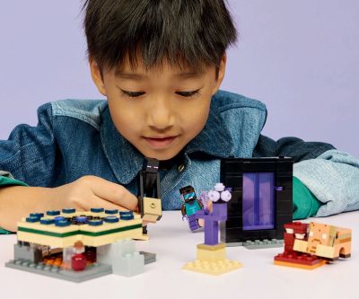 Конструктор Пътешествие през портала към Ада и Края LEGO Minecraft 21584