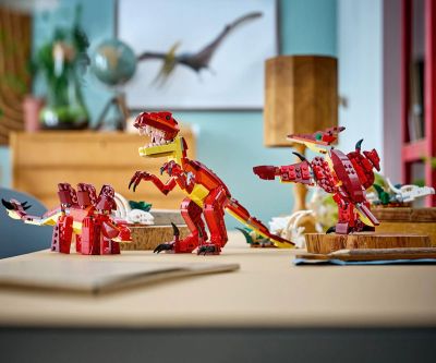 Конструктор Свиреп динозавър LEGO Creator 31379 