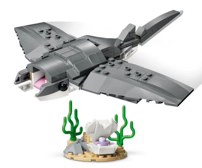 Конструктор Свирепа акула със сандък със съкровище LEGO Creator 31381