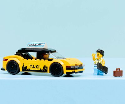 Конструктор Жълто такси LEGO City 60487