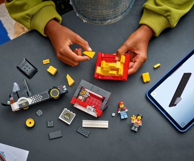 Конструктор Камион за пържени картофки LEGO City 60488 