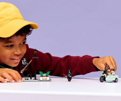 Конструктор Бягството на Хагрид и Хари от Привит Драйв LEGO Harry Potter 76459 