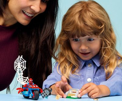 Конструктор Спайди на мотоциклет срещу носорога LEGO Spidey 11206