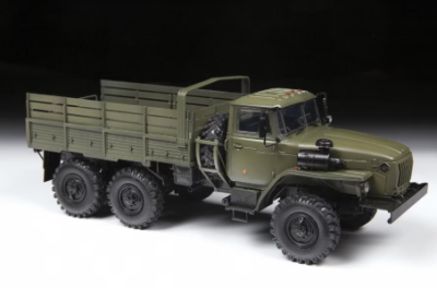 Руски военен камион Ural-4320 ZVEZDA ZVE5050