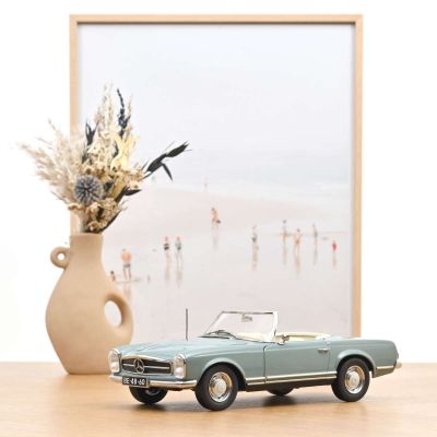 Колекционерска метална кола Mercedes Benz 230 SL 1:18 NOREV 183992