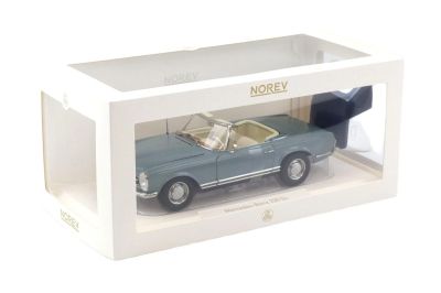 Колекционерска метална кола Mercedes Benz 230 SL 1:18 NOREV 183992