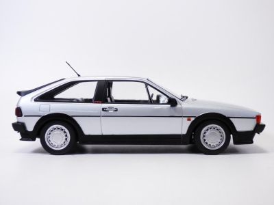 Колекционерска метална кола Volkswagen Scirocco GTX 1:18 NOREV 188635