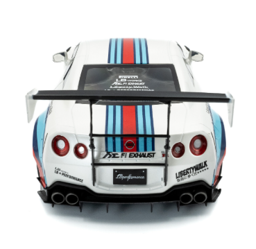 Метален автомобил Nissan GT-R 1:18 SOLIDO 1805819