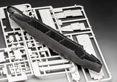 Сглобяем модел кораб Titanic R.M.S. Revell R75804