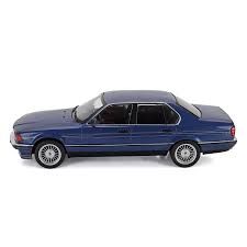 Метална кола BMW Alpina B11 1:18 Model Car Group 18232