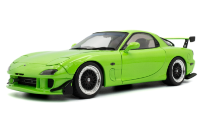 Метален автомобил Mazda RX7 FD3RS 1:18 Solido 1810606