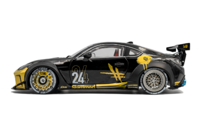 Метален автомобил Toyota GR86 Liberty Walk Body Kit 1:18 Solido 1813603