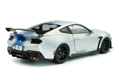 Метален автомобил Ford Shelby Mustang 1:18 Solido 1813803