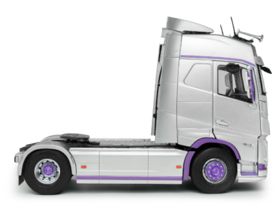 Метален камион влекач Volvo Trucks FH Globetrotter XL Solido 1:24