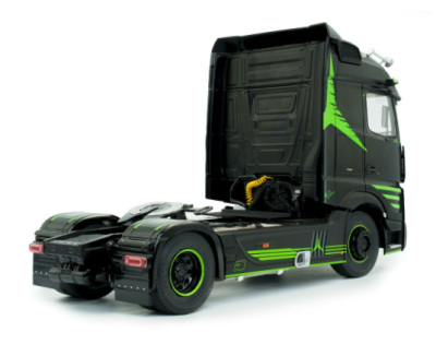 Метален камион влекач Mercedes-Benz Actros R5 Italian Collection SOLIDO 1:24