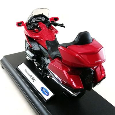 Колекционерски мотор Honda Gold Wing Welly 1:18