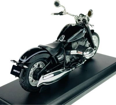 Колекционерски мотор BMW R18 Welly 1:18
