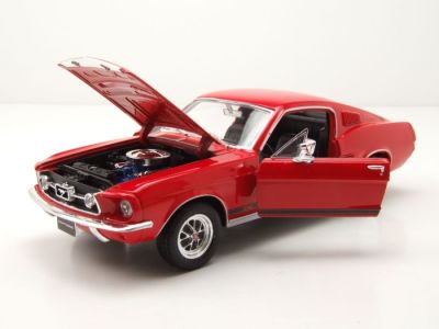 Метална кола Ford Mustang GT 1967 Welly 1:24